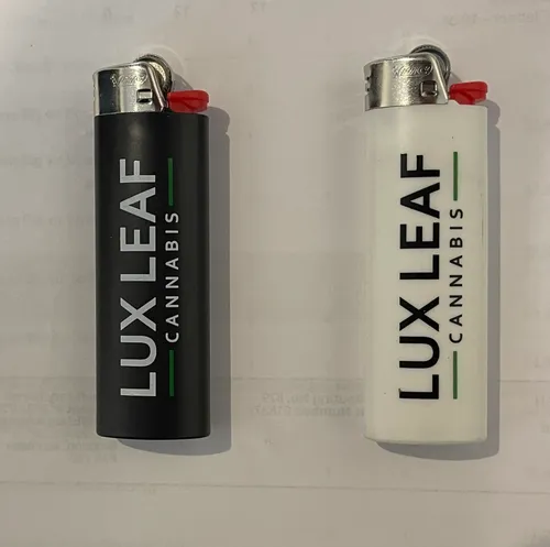 Lux Leaf Bic Lighter (Black/White)